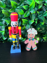 Load image into Gallery viewer, ART CLASS - All ages - Christmas Wooden Craft Painting with Milkshake
