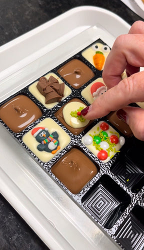 MAKE YOUR OWN CHOCOLATE ADVENT - 2025 - 16+ ONLY - MILK AND WHITE